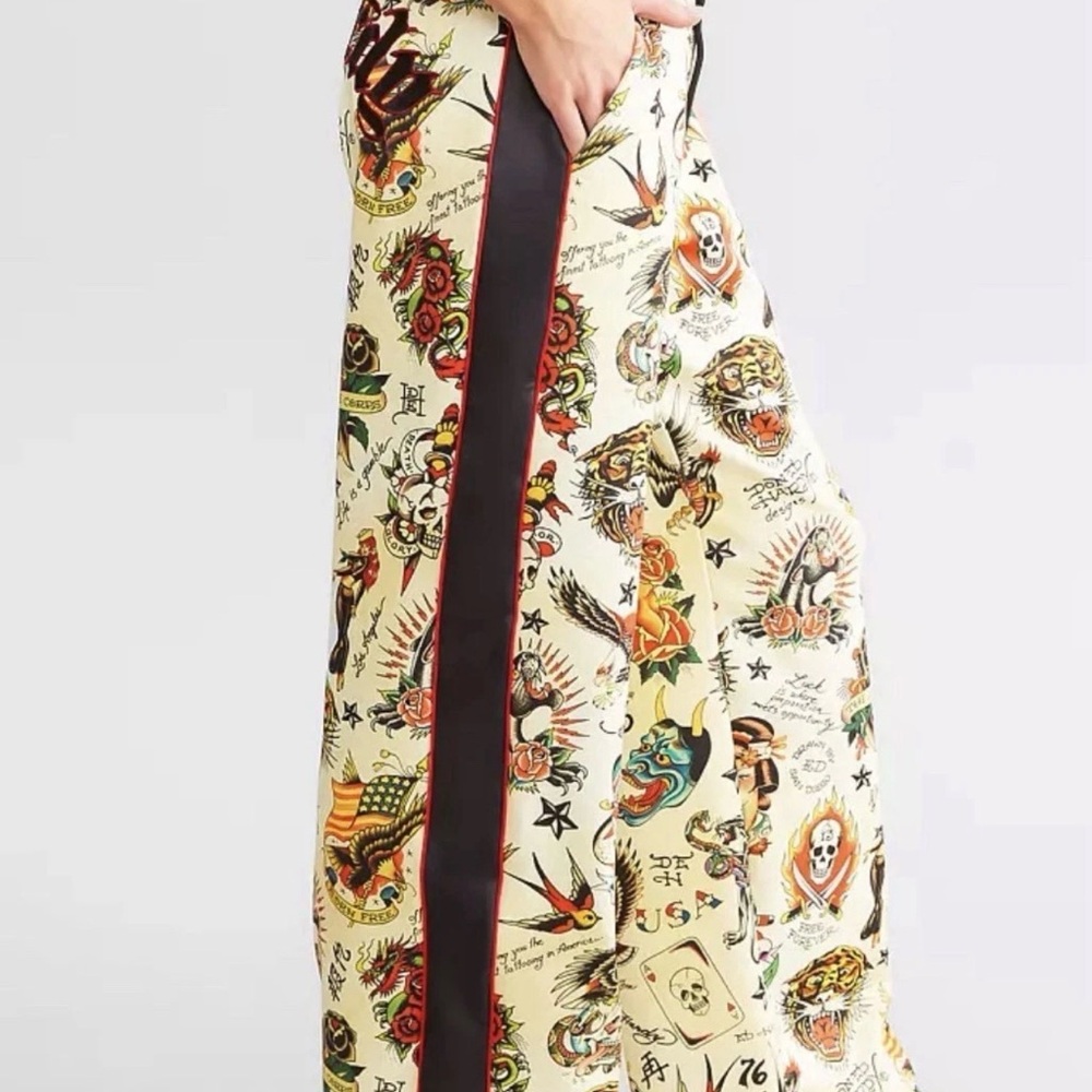 NWT Ed Hardy Y2K Womens Wearable Tattoo Art Track Pants Tiger Panther Skull Sz M - Picture 4 of 10